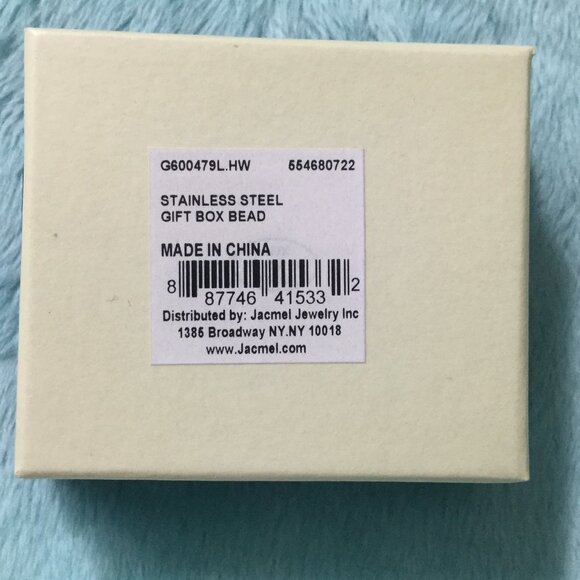 Hallmark Connections Gift Box Bead Charm Retired Jacmel Stainless Steel - Picture 10 of 11